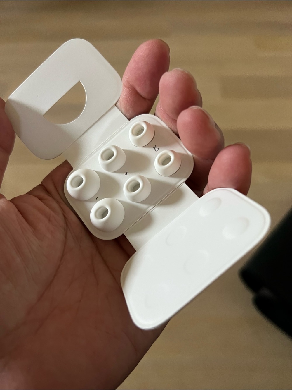 White Silicone Earbud Tips Set
